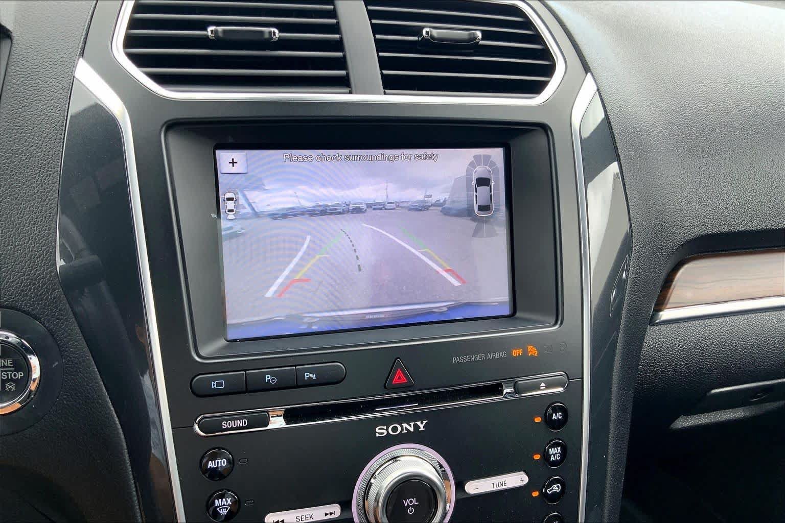 Certified 2018 Ford Explorer Limited w/ Equipment Group 301A FWD image 27