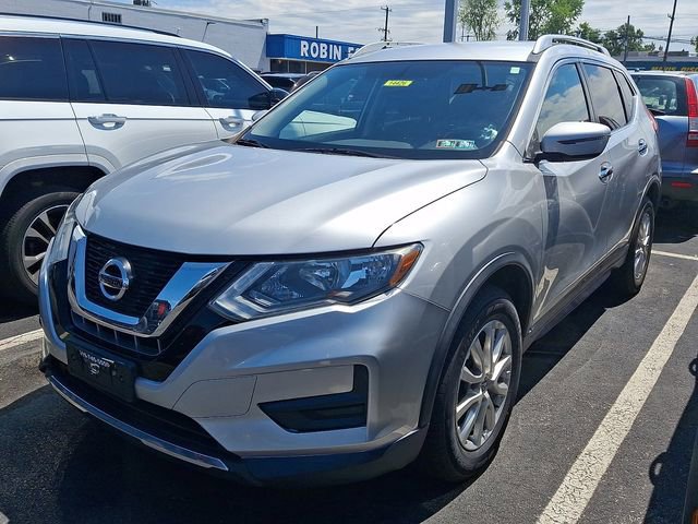 Used 2017 Nissan Rogue SV AWD/4WD image 3