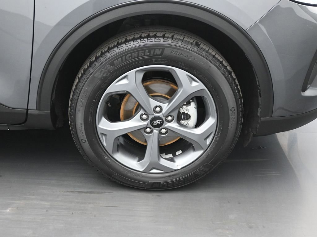 Certified 2025 Ford Escape ST-Line AWD/4WD image 32