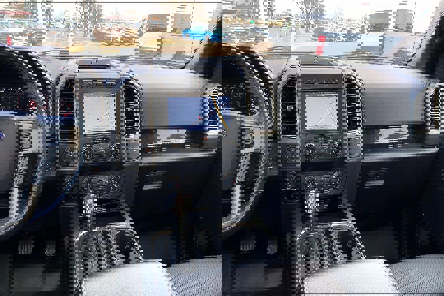 Certified 2019 Ford F150 Raptor w/ Equipment Group 802A Luxury image 8