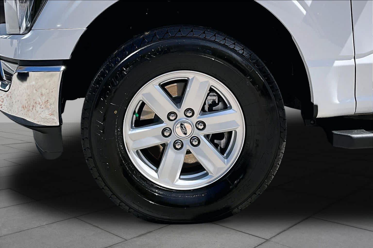 Certified 2023 Ford F150 XL w/ XL Chrome Appearance Package AWD/4WD image 30