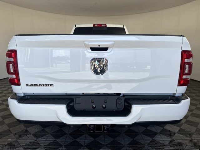 Used 2024 RAM 3500 Laramie AWD/4WD image 22