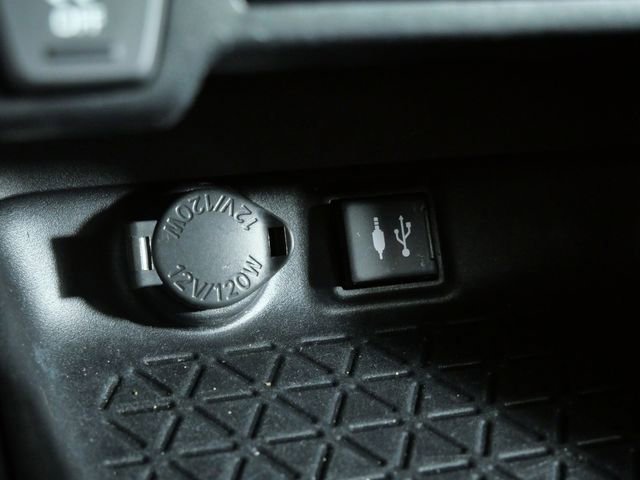 Used 2019 Toyota RAV4 LE AWD/4WD image 23