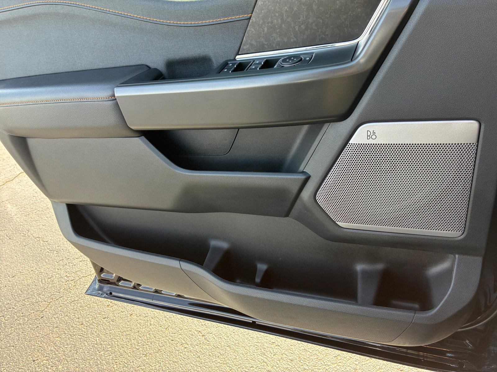 Certified 2025 Ford F150 Tremor w/ Mobile Office Package image 13