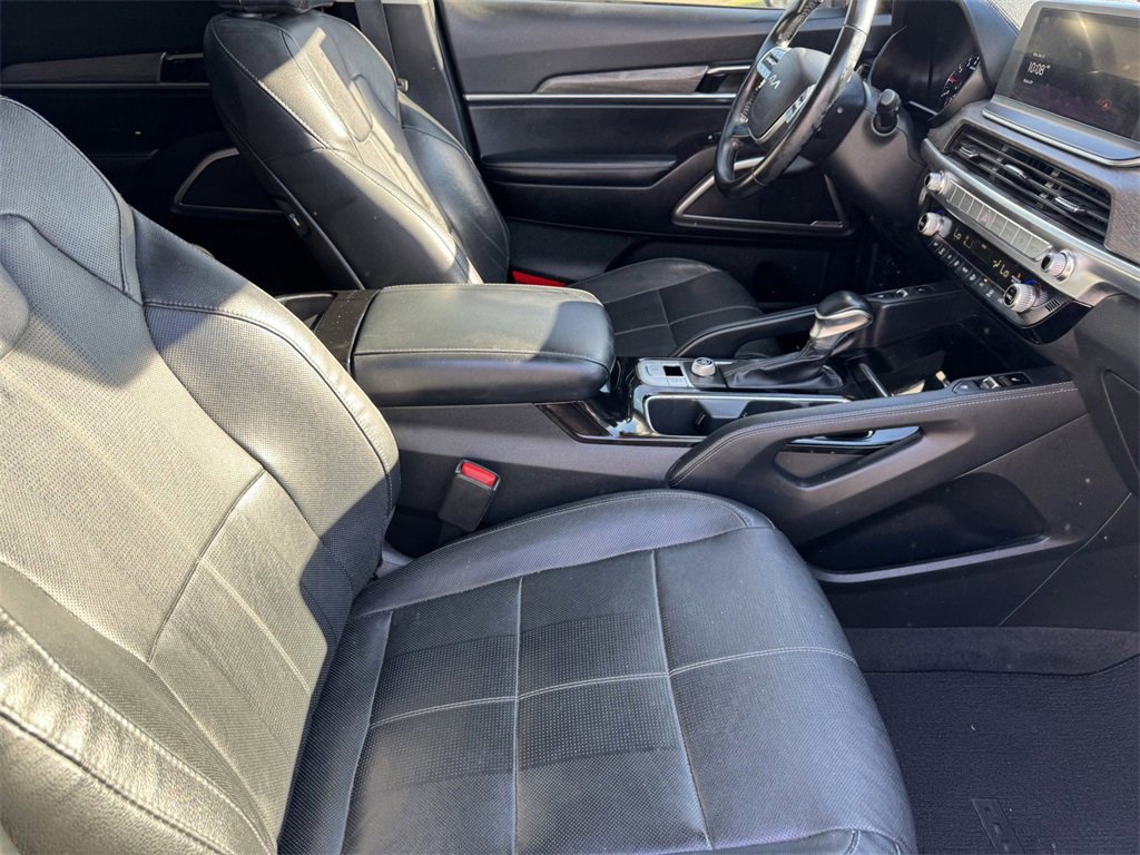 Used 2022 Kia Telluride EX w/ EX Premium Package image 6