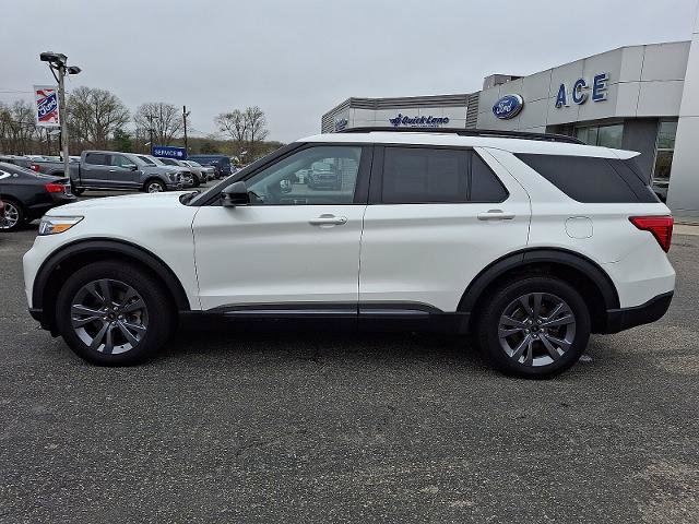 Certified 2023 Ford Explorer XLT w/ Equipment Group 202A AWD/4WD image 5