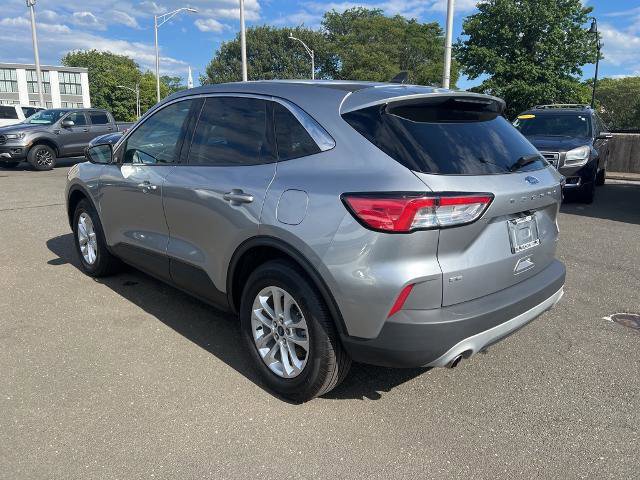 Certified 2022 Ford Escape SE image 3