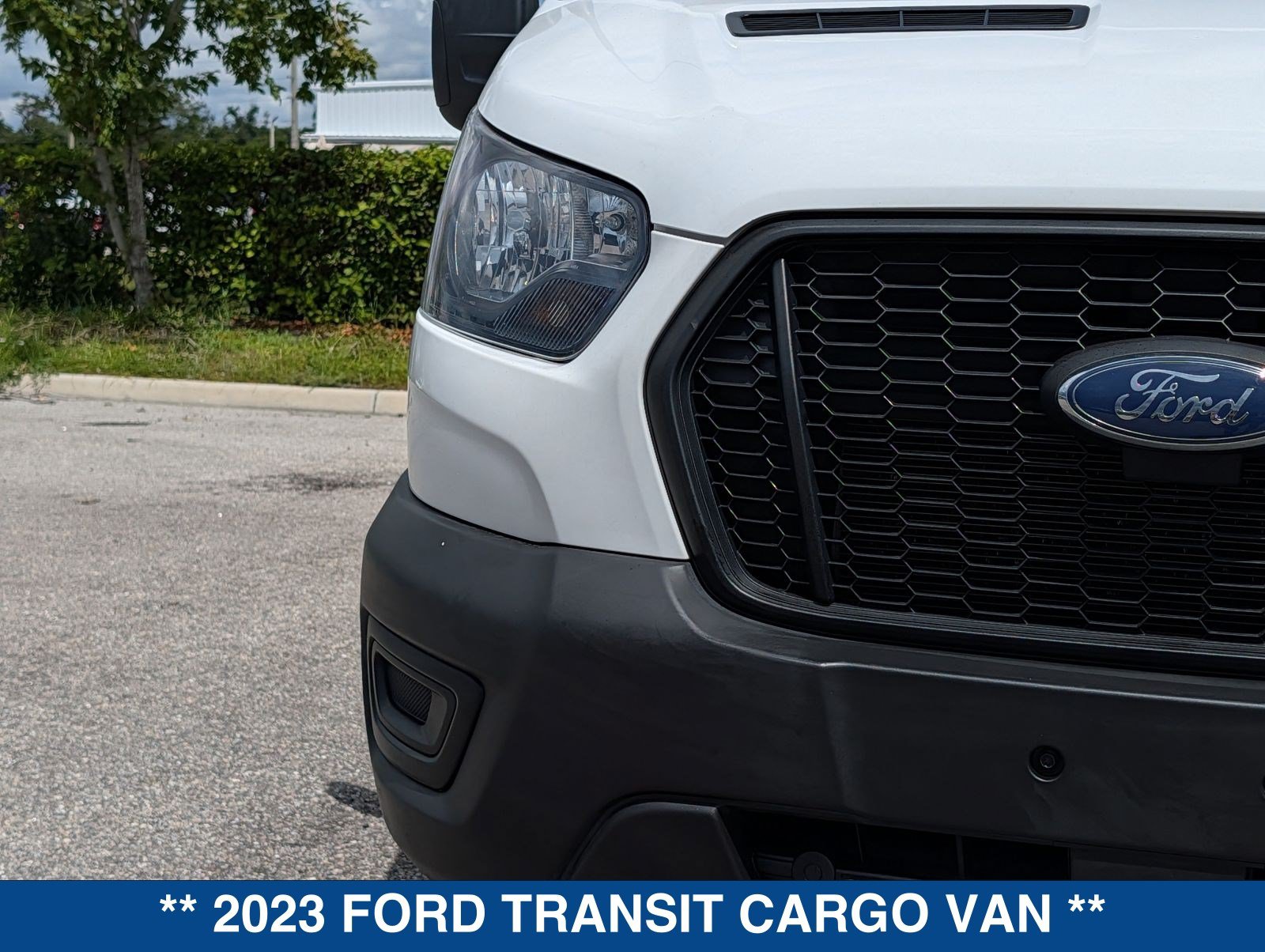 Certified 2023 Ford Transit 250 Medium Roof RWD image 10