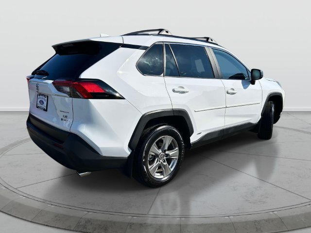 Used 2025 Toyota RAV4 LE AWD/4WD image 6