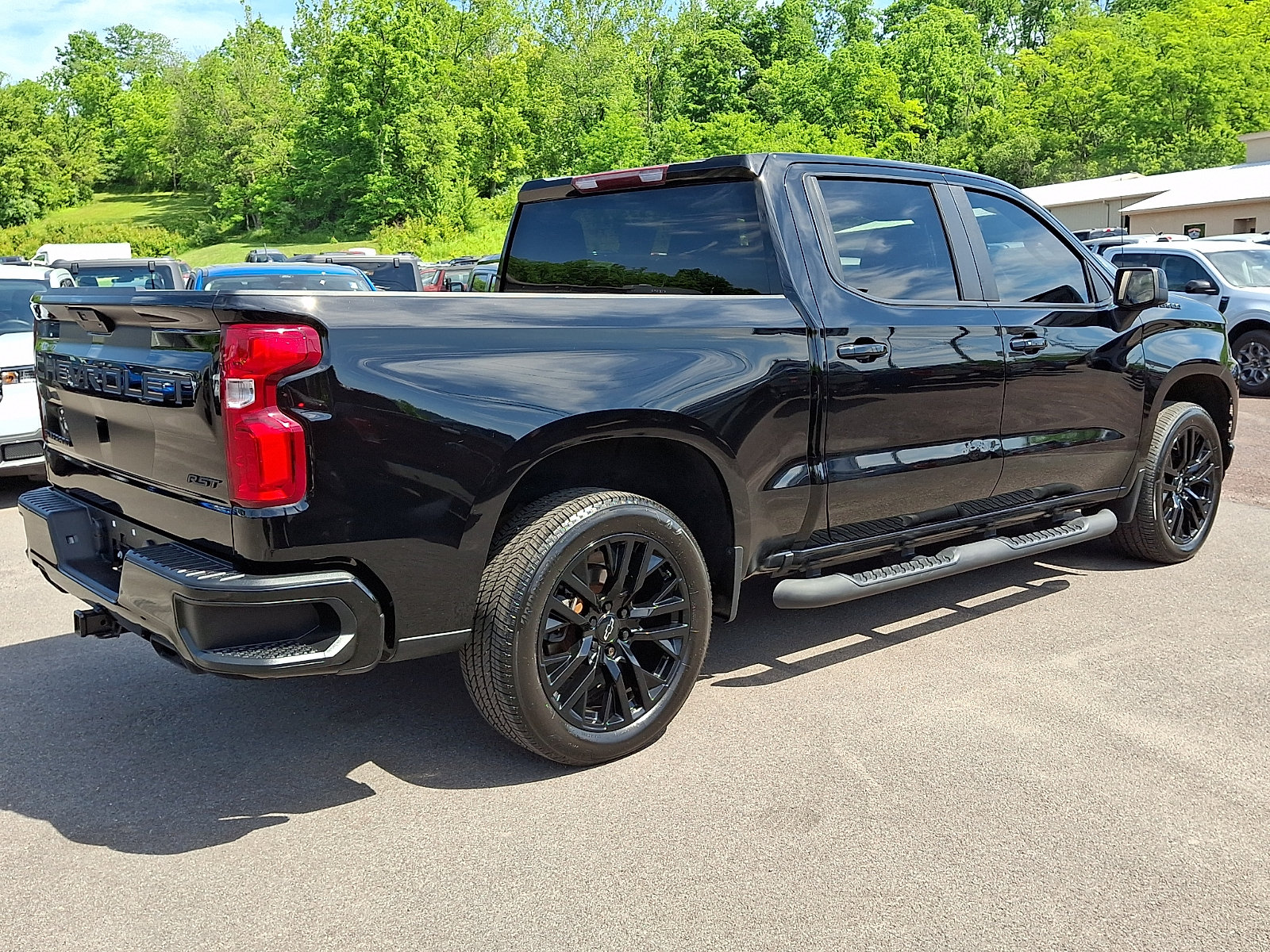 Used 2022 Chevrolet Silverado 1500 RST w/ Rally Edition AWD/4WD image 11