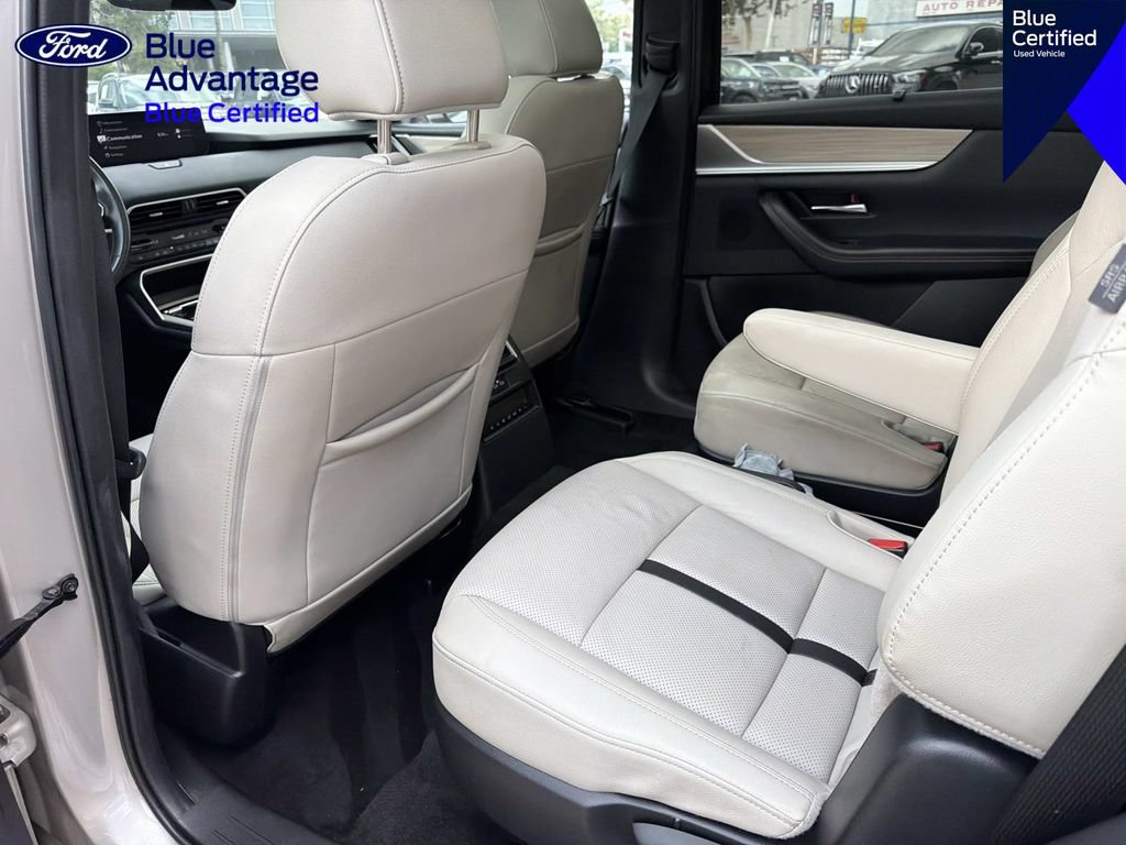 Used 2024 MAZDA CX-90 Plug-In Hybrid w/ Premium Pkg AWD/4WD image 12
