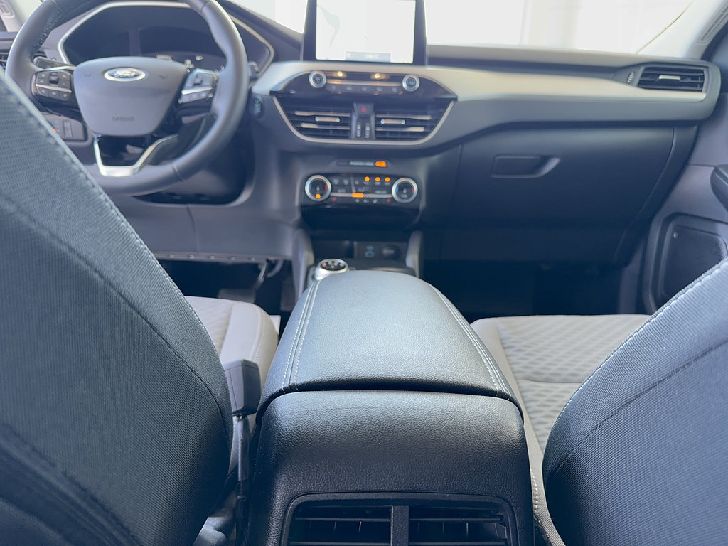 Certified 2022 Ford Escape SE w/ SE Sport Appearance Package AWD/4WD image 32