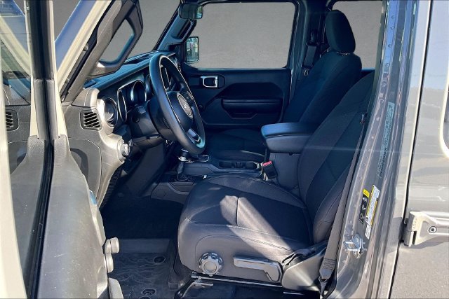 Used 2023 Jeep Wrangler Unlimited Sport AWD/4WD image 21