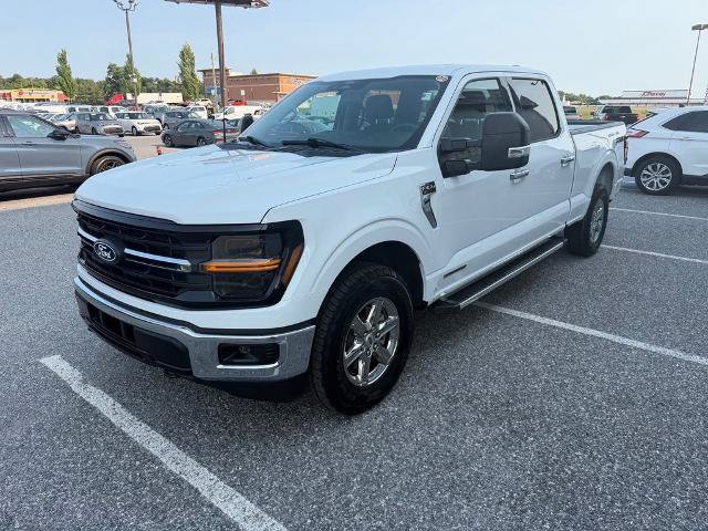 Certified 2025 Ford F150 XLT w/ Equipment Group 301A Standard AWD/4WD image 4