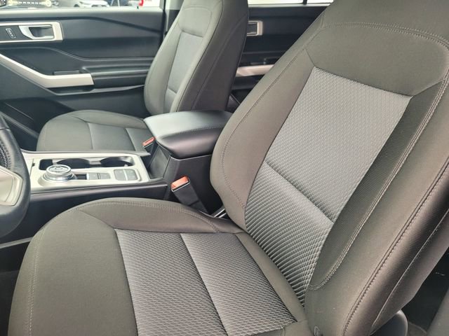 Certified 2022 Ford Explorer XLT image 11