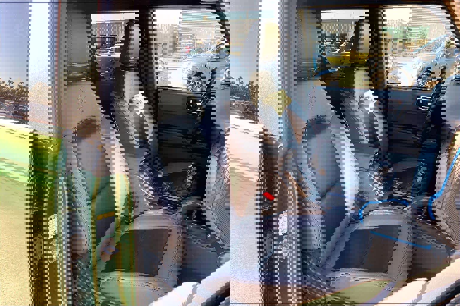 Certified 2024 Ford Bronco Black Diamond image 8