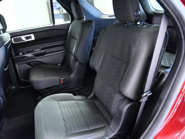 Certified 2020 Ford Explorer XLT w/ Comfort Package AWD/4WD image 14