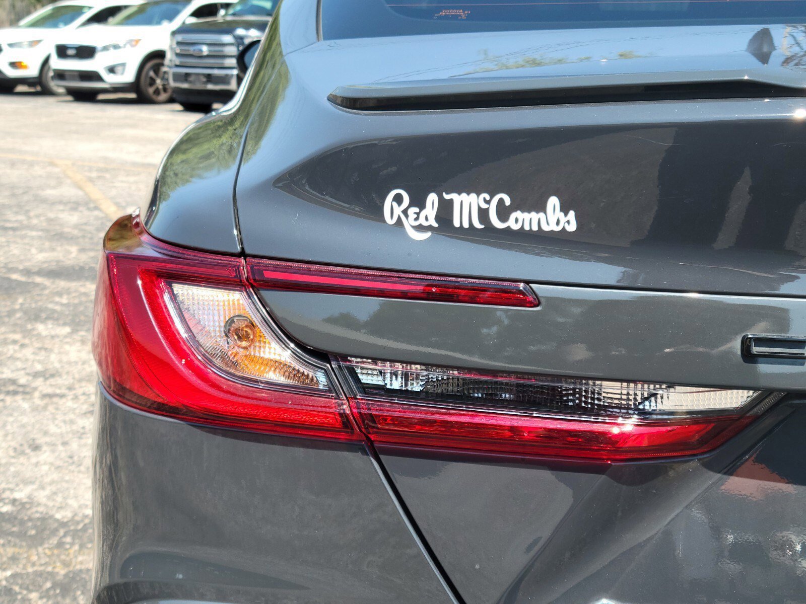 Used 2025 Toyota Camry SE image 11