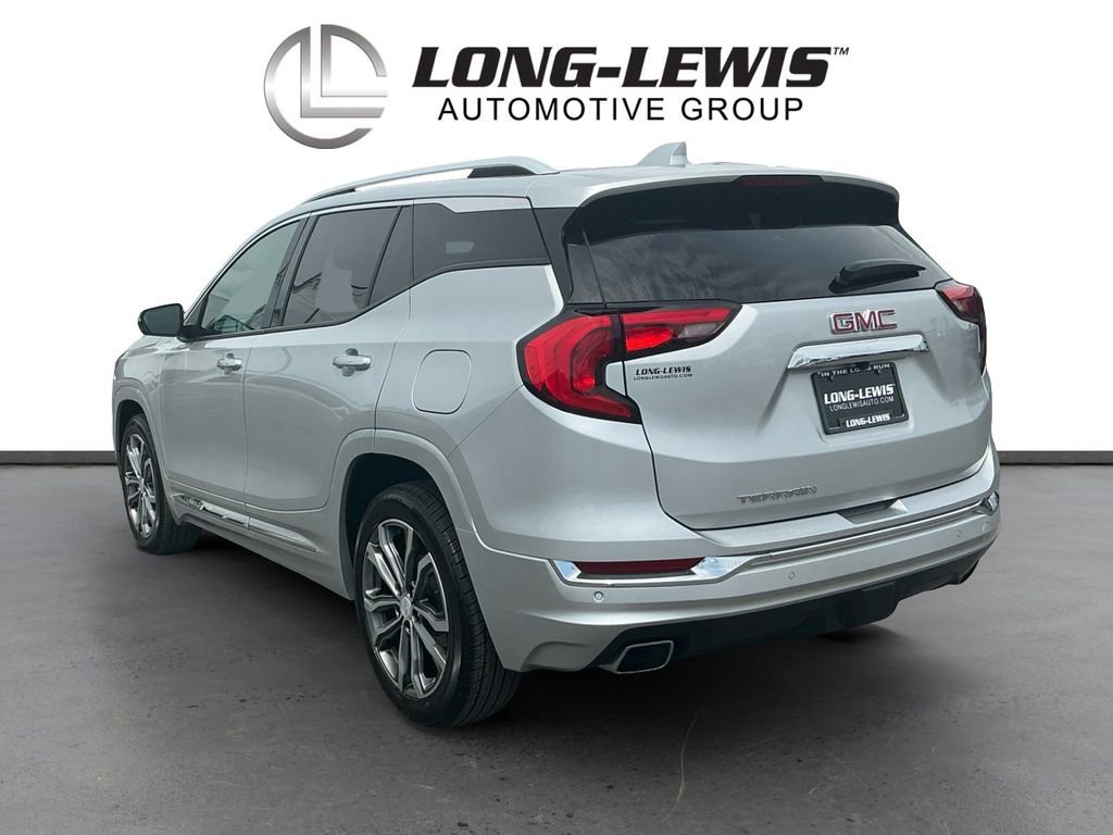Used 2018 GMC Terrain Denali w/ Advanced Safety Package FWD image 4