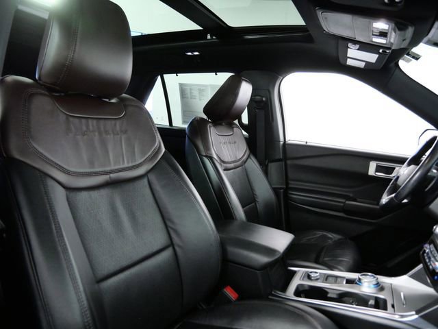 Certified 2020 Ford Explorer Platinum image 11