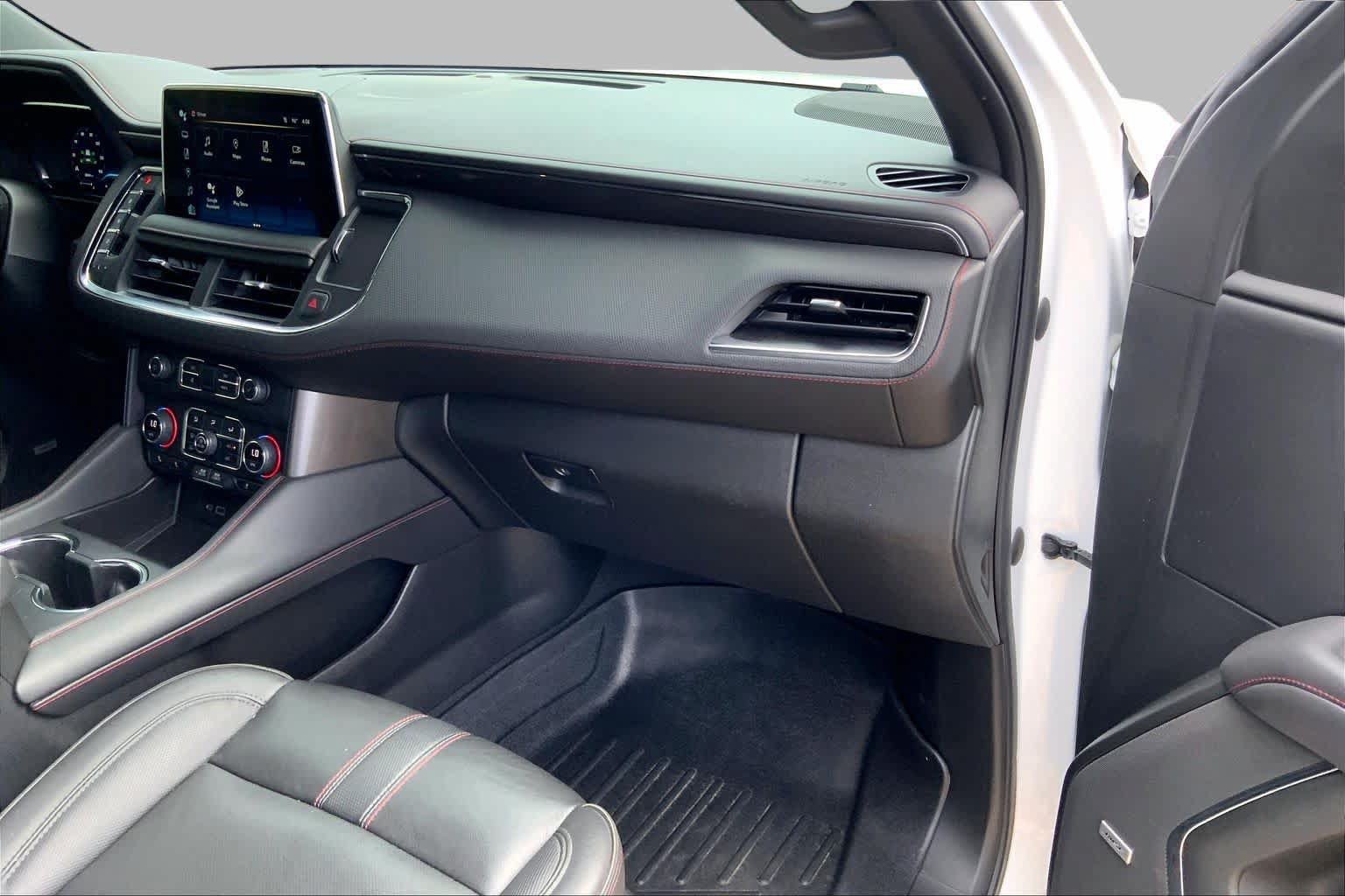 Used 2022 Chevrolet Tahoe RST w/ Luxury Package RWD image 19