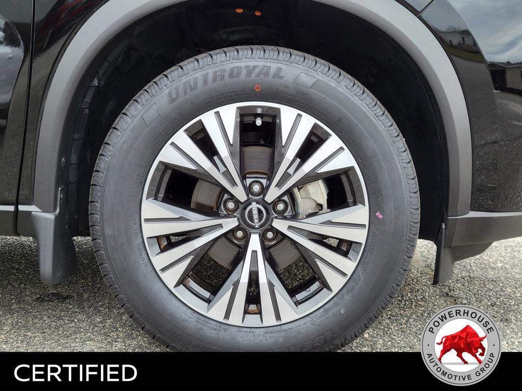Used 2023 Nissan Rogue SV FWD image 12