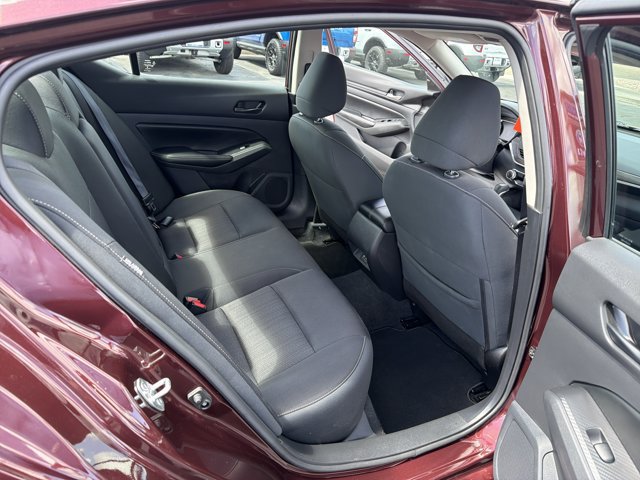 Used 2025 Nissan Altima 2.5 SV FWD image 15