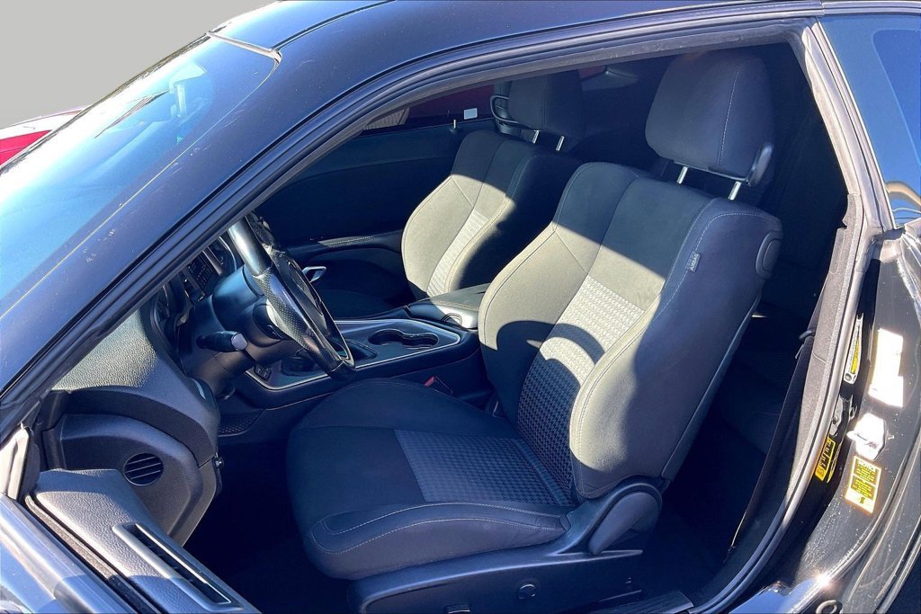 Used 2022 Dodge Challenger R/T RWD image 25