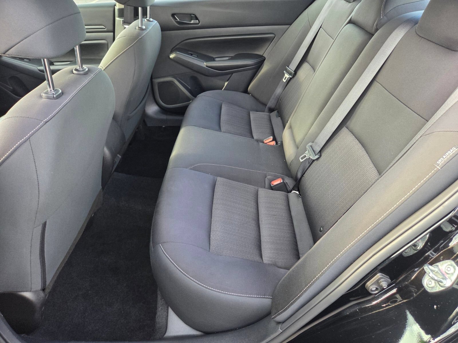 Used 2025 Nissan Altima 2.5 SV FWD image 11