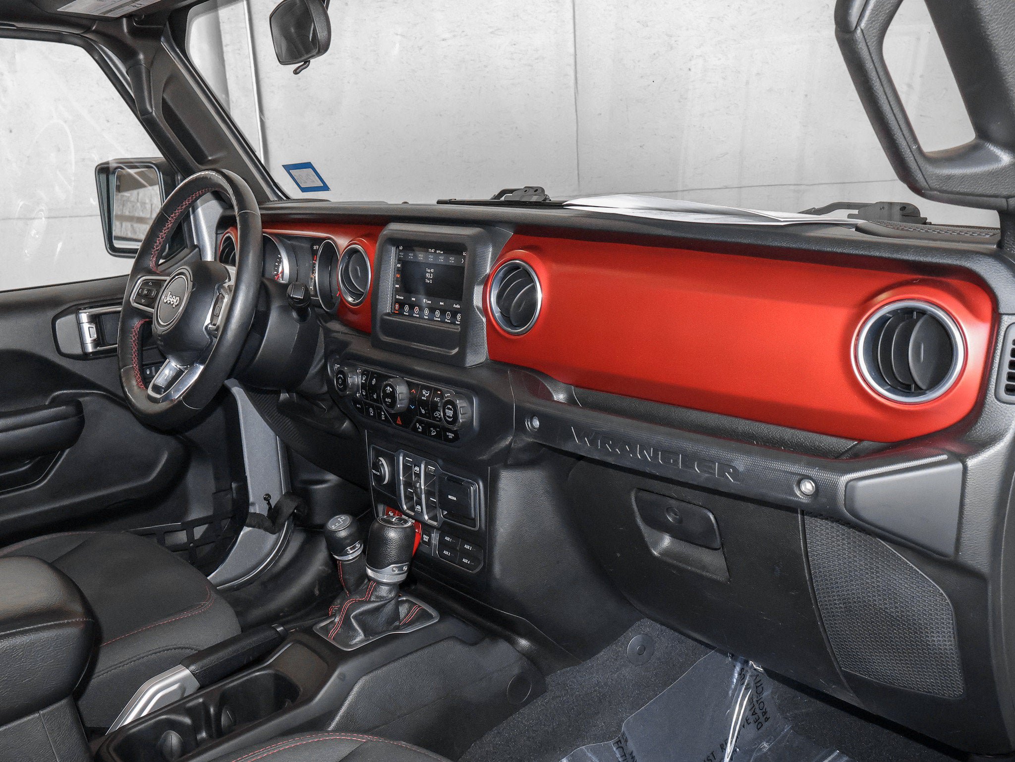 Used 2018 Jeep Wrangler Unlimited Rubicon w/ Safety Group AWD/4WD image 38