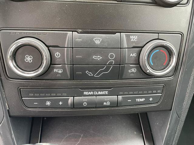 Certified 2018 Ford Explorer XLT FWD image 21