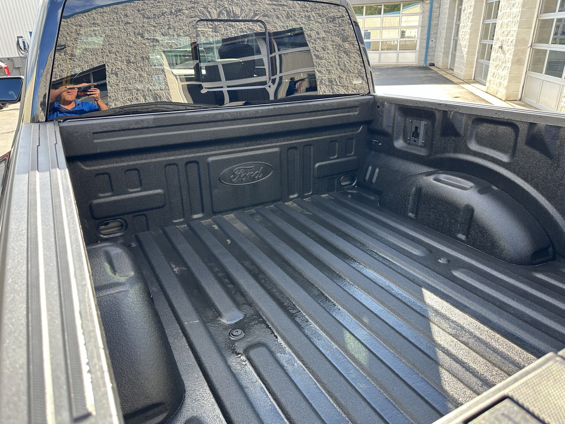 Certified 2024 Ford F150 Raptor AWD/4WD image 5