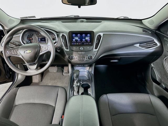 Used 2023 Chevrolet Malibu LT image 19