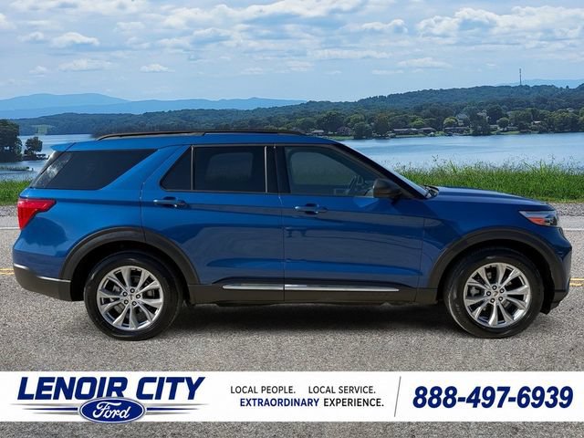 Certified 2020 Ford Explorer XLT w/ Equipment Group 202A AWD/4WD image 2