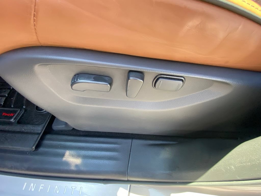 Used 2024 INFINITI QX80 Sensory AWD/4WD image 10