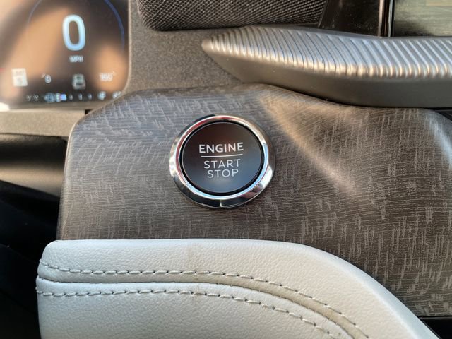 Certified 2025 Ford Explorer Platinum w/ Ultimate Package image 38