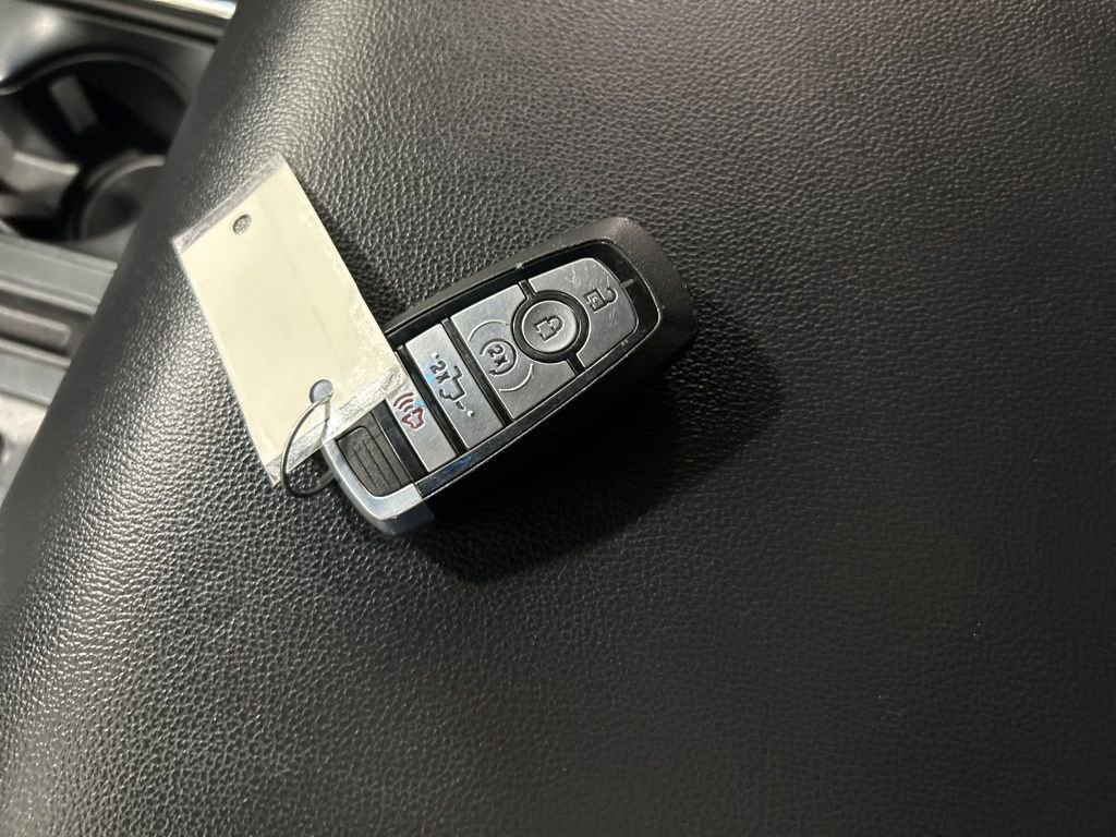 Certified 2022 Ford F150 XLT w/ Equipment Group 302A High image 29