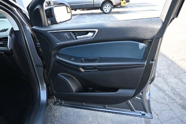 Certified 2022 Ford Edge SEL w/ Sport Appearance Package AWD/4WD image 22