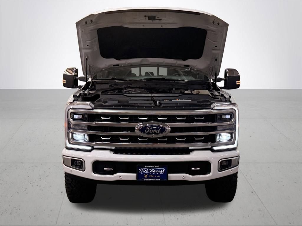 Certified 2024 Ford F350 Platinum w/ Tremor Off-Road Package image 6