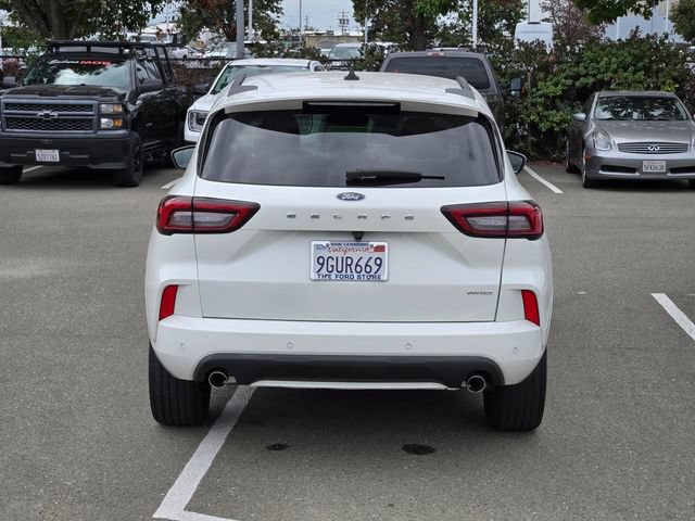Certified 2023 Ford Escape ST-Line Select w/ Tech Pack #2 AWD/4WD image 5