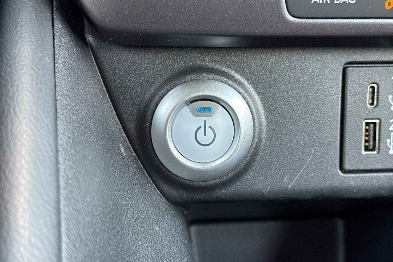 Used 2025 Nissan Leaf S FWD image 23