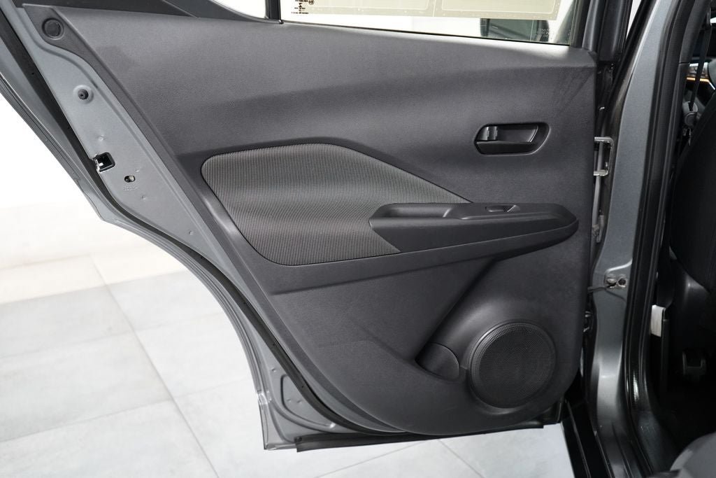 Used 2020 Nissan Kicks S FWD image 19
