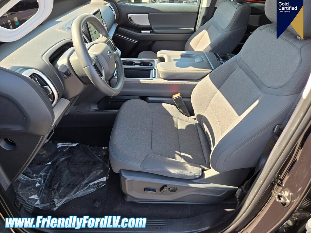 Certified 2025 Ford Expedition Active RWD image 8