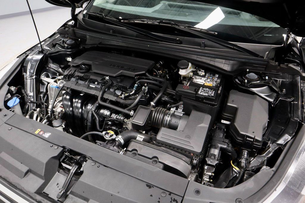 Used 2025 Kia K4 LXS image 15