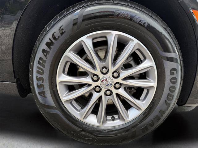 Used 2023 Buick Enclave Essence AWD/4WD image 22