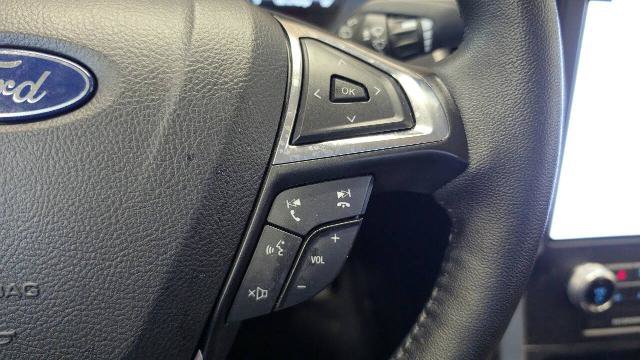 Certified 2024 Ford Edge SEL w/ Convenience Package AWD/4WD image 15