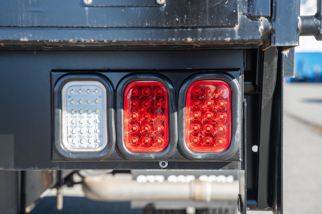 Certified 2023 Ford E-450 and Econoline 450 Super Duty w/ Power Windows & Locks Group image 6