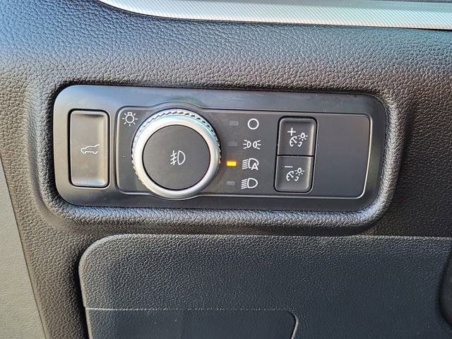 Certified 2022 Ford Explorer XLT w/ Equipment Group 202A image 14