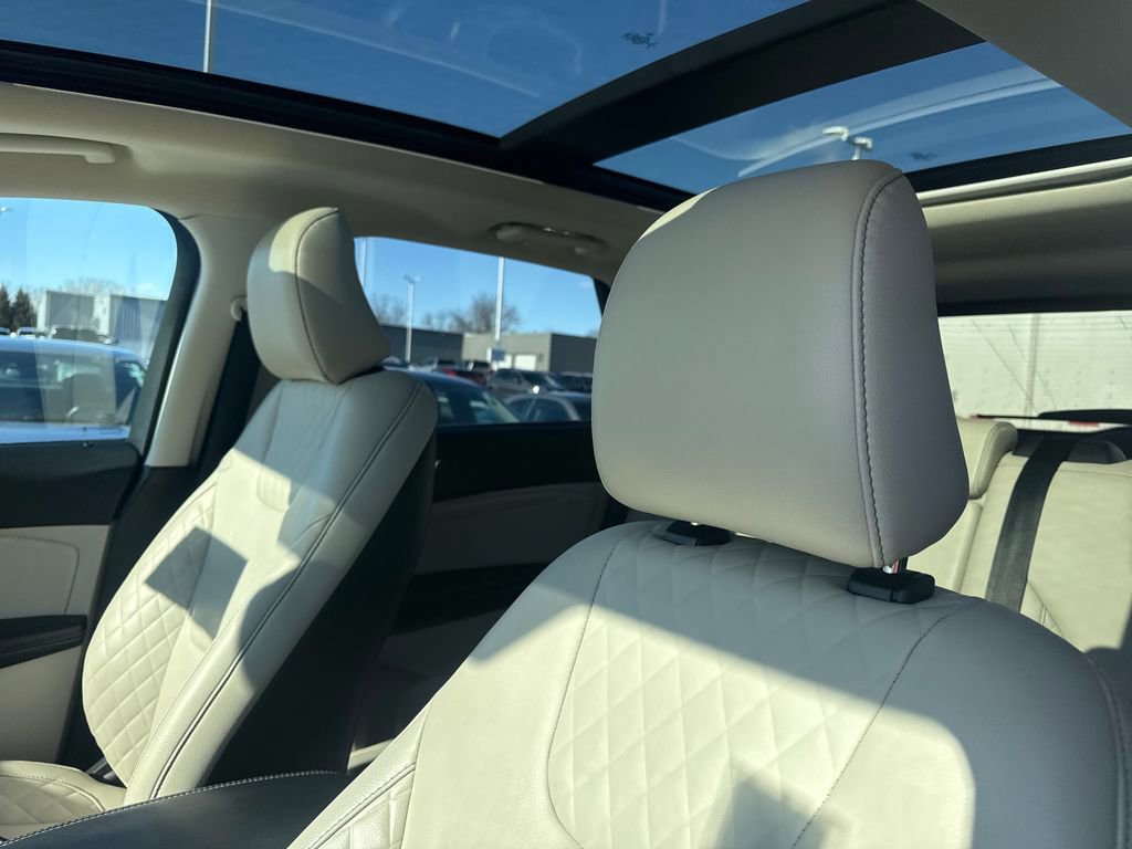 Certified 2023 Ford Edge Titanium image 23