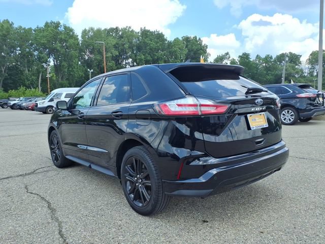Certified 2024 Ford Edge ST-Line AWD/4WD image 5